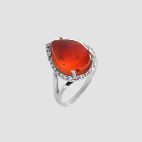 Ring with Amber